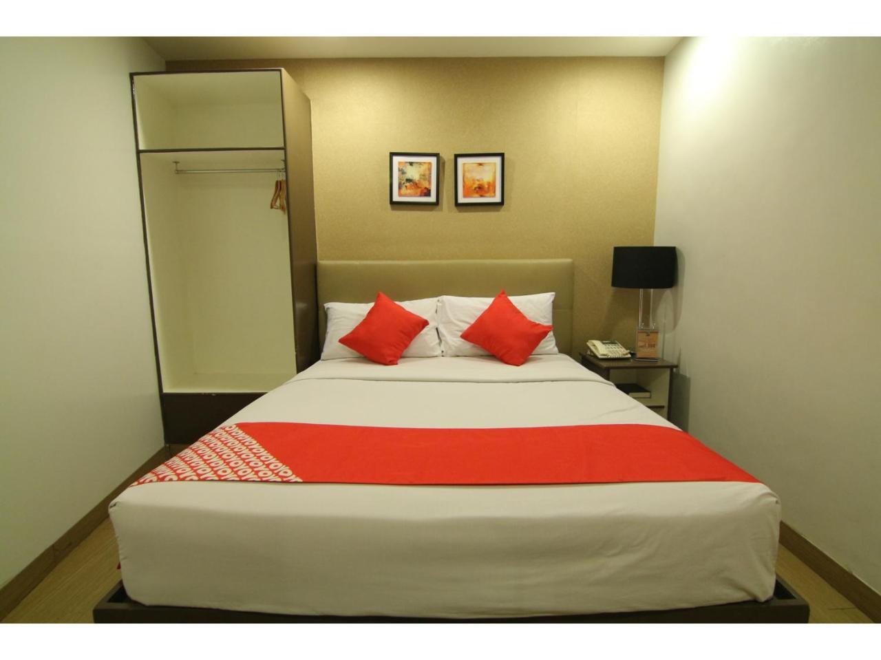 Oyo 24H City Hotel Near Makati Medical Center Makati City Exterior photo