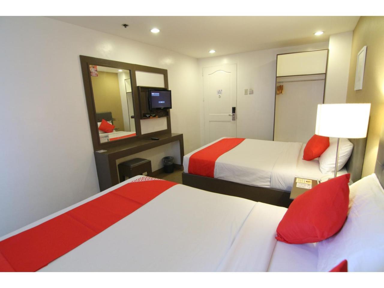 Oyo 24H City Hotel Near Makati Medical Center Makati City Exterior photo