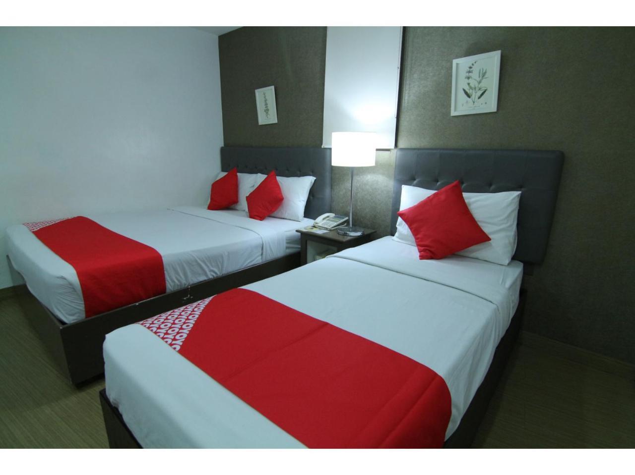 Oyo 24H City Hotel Near Makati Medical Center Makati City Exterior photo