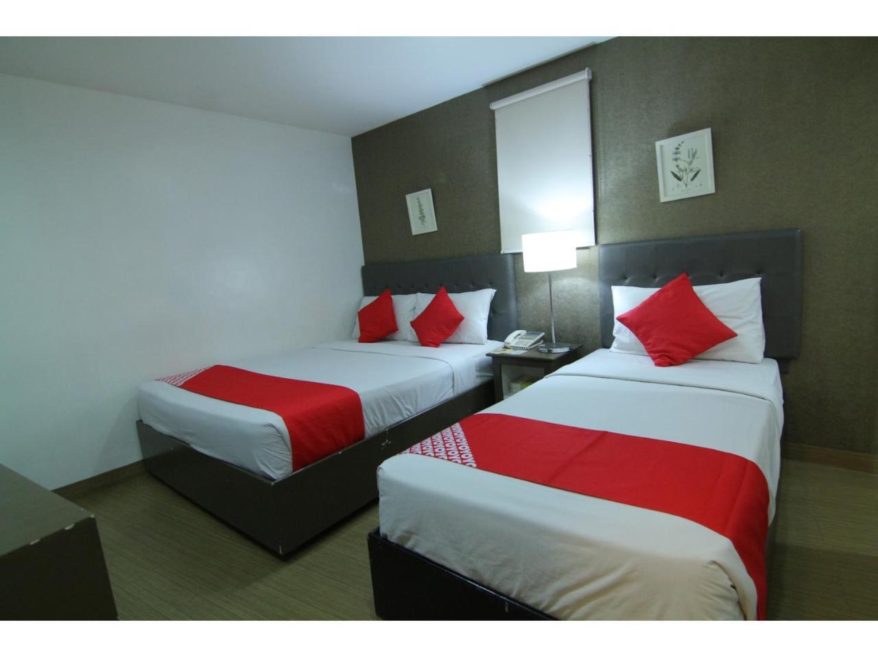 Oyo 24H City Hotel Near Makati Medical Center Makati City Exterior photo