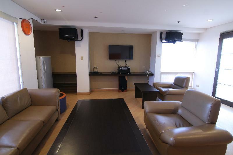 Oyo 24H City Hotel Near Makati Medical Center Makati City Exterior photo